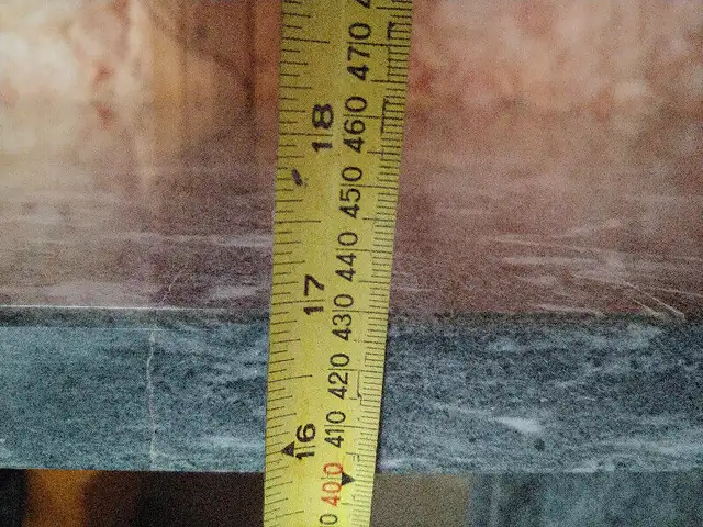 granite coffee table in Coffee Tables in Trenton - Image 4