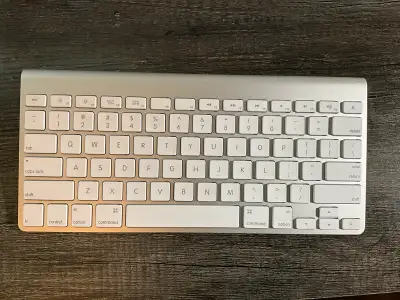 Mid 2015 IMAC 27” in excellent condition Big Sur 11.7.10 IMAC Retina 5k Processor 3.3 GHz Quad-Core...