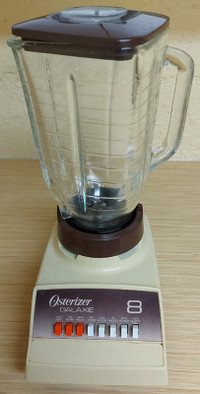 OSTERIZER GALAXIE 8 BLENDER (model 8302-66C)