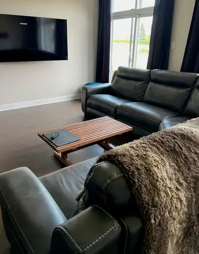 KEMPTVILLE ROOM FOR RENT - UTILITIES INCL