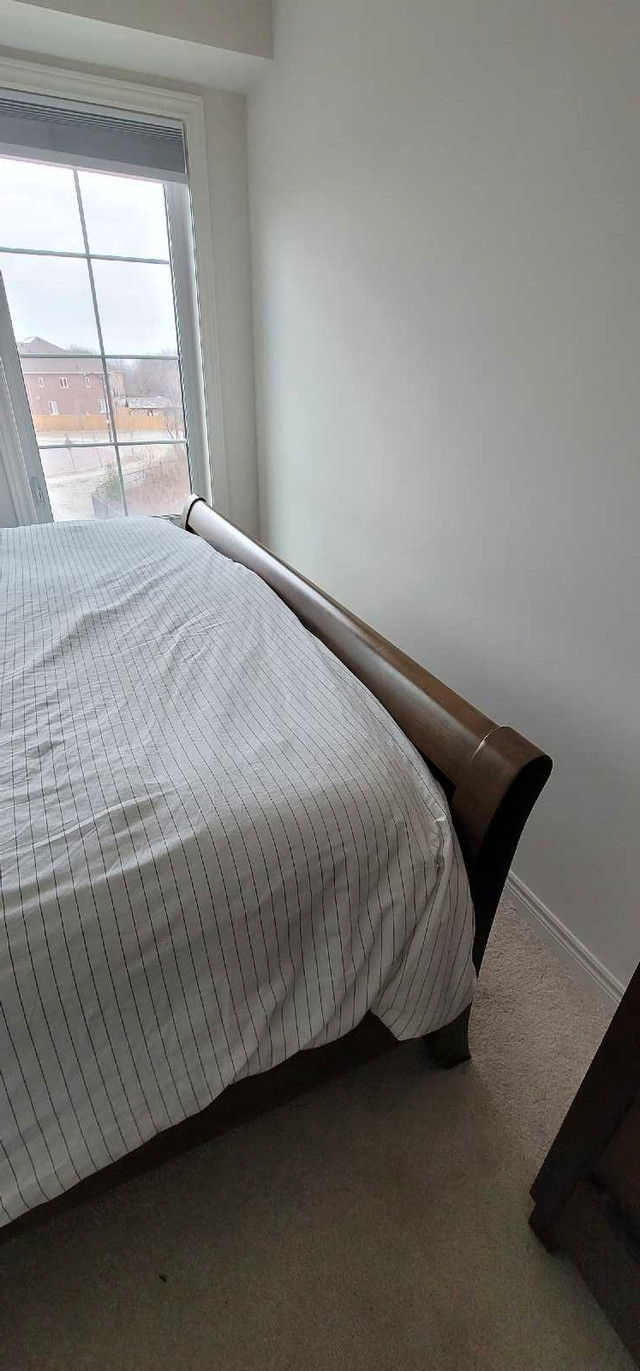 Bed King Size in Beds & Mattresses in Oakville / Halton Region - Image 4