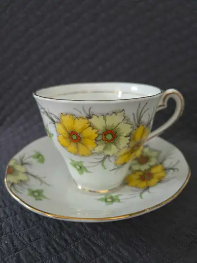 Vintage Salisbury Coreopsis Tea Cup & Saucer, View more