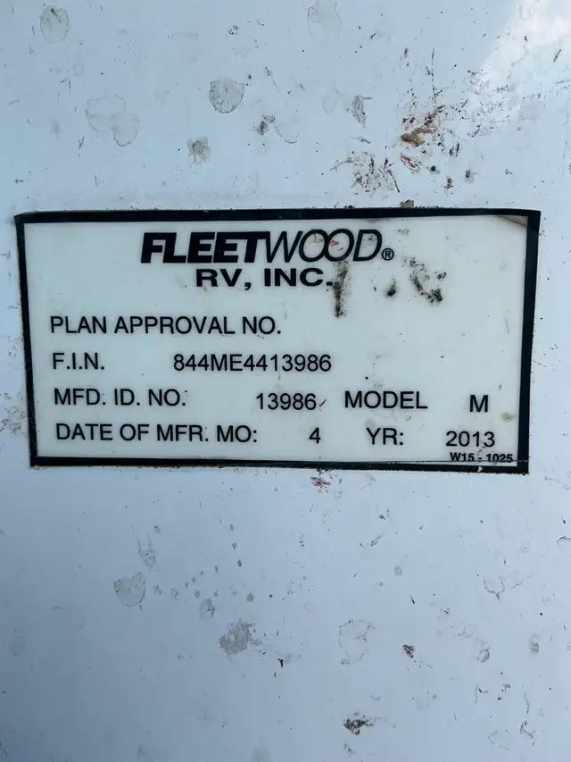 2013 Fleetwood Tioga Montana Class C Motorhome in RVs & Motorhomes in Red Deer - Image 11
