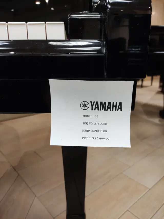 Yamaha Grand Piano C3 in Pianos & Keyboards in Longueuil / South Shore - Image 3