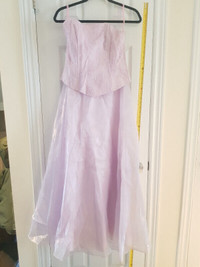 Women's Prom/Wedding Dress (in lilac)