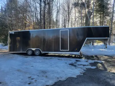 Trailer de courses 34' en aluminium 2022 Mission MEG 8.5 X 34 Gooseneck Entièrement isolé mur 1'', p...