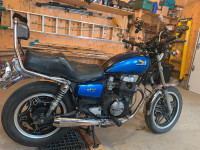 Moto Honda CM 450 Custom