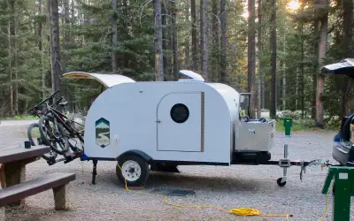 8FT x 5FT teardrop trailer. Canadian built lightweight trailer, easily towed by small car. Easy to m...