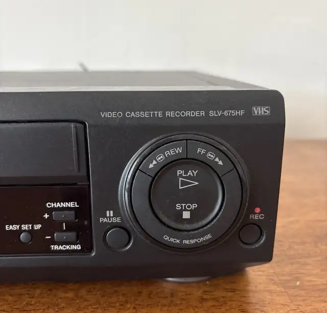 Sony SLV-675HF Hi-Fi Stereo VCR Video Cassette Recorder VHS 63782627224451124
