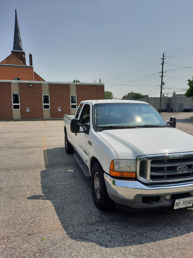 2001 Ford F-350 Lariat Super Duty 7.3L Power Stroke Turbo Diesel in Cars & Trucks in Barrie - Image 4