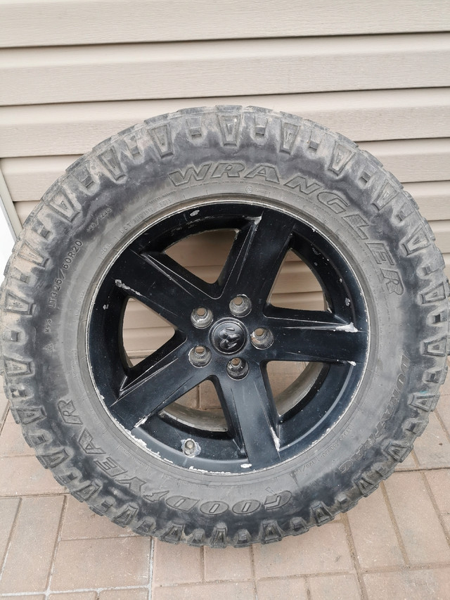 Duratrac Dodge Ram 1500 rim and tire  in Tires & Rims in Saskatoon - Image 2