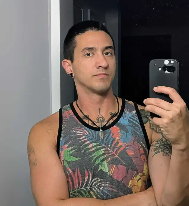 Platonic Companion for Hire570601573534945282