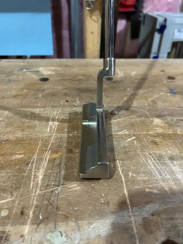 Snake eyes by Golfsmith fully cnc milled plumbers neck putter in Golf in Hamilton - Image 4
