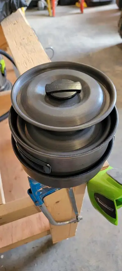 This is a used cook set. It's a great lightweight and compact cooking solution for camping or backpa...