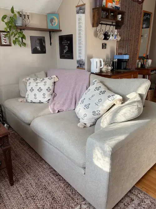 I am selling my Soft couch from Structube. I only got it 1 year ago, so it is still quite new! No st...