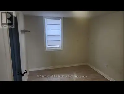 Private Room for Rent (2) - Oshawa