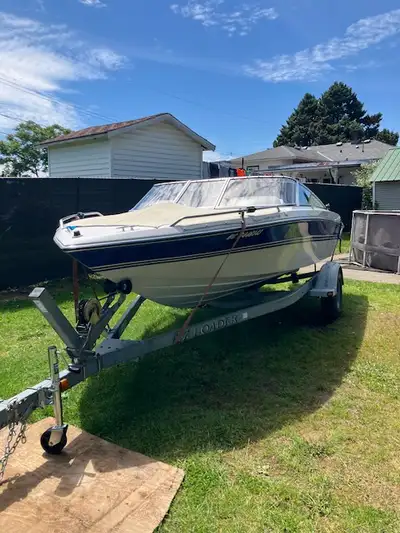 MUST SEE !!! This Boat is in Immaculate condition inside and out. It is lake ready so buy and go, Se...