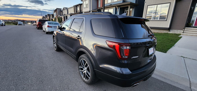 2017 Ford Explorer Sport in Cars & Trucks in Calgary - Image 3