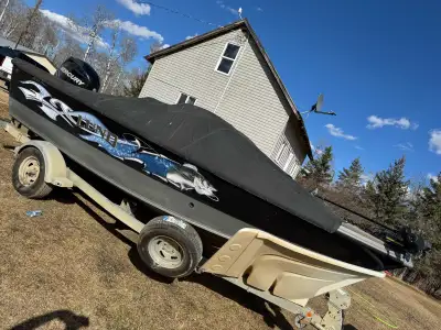 2010 Lund Tyee 1850 Mercury 200 Verrado Boat comes with fishfinder, travel, tarp, and trailer Beauti...