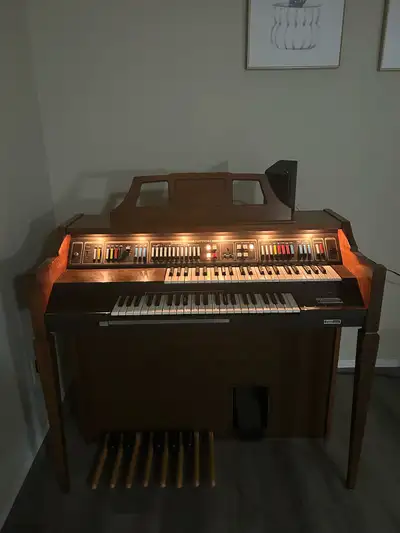 Free piano , View more