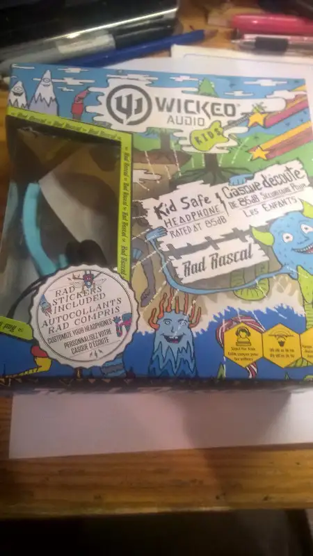 Wicked Audio WI311 Rad Rascal Kids On-Ear Headphone - BubbleGum in Headphones in Bedford - Image 2