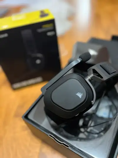 One of the best wireless mic’s on a wireless headset! It is the reason why I bought it in the first...