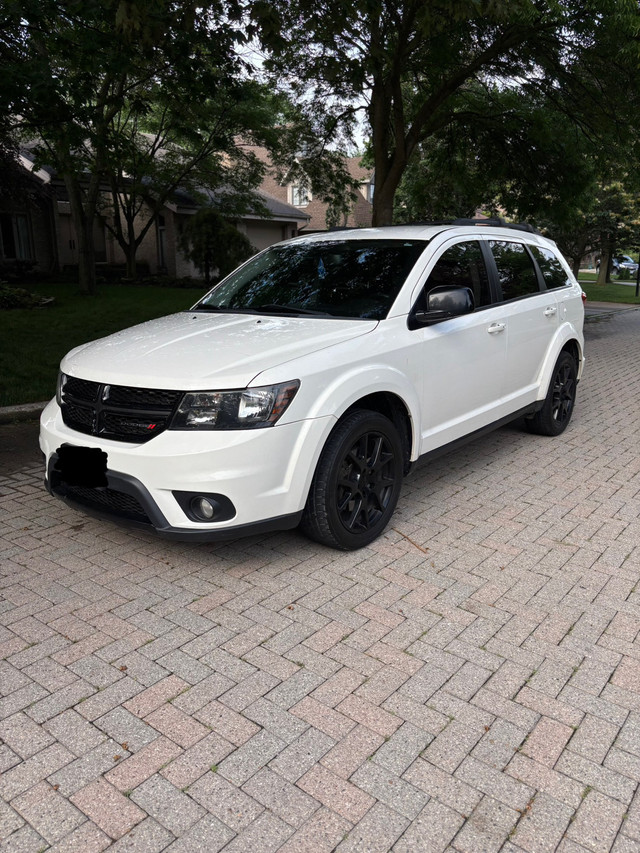 2016 dodge journey | 7 seater | V6 in Cars & Trucks in Windsor Region