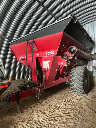 Owned since new always stored inside and is in great shape. Original flighting but still in good con...
