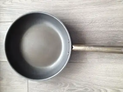 POÊLE STARFRIT SKILLET, View more