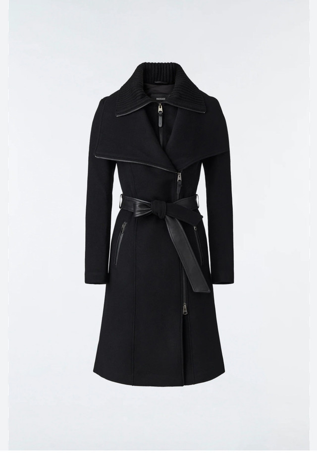 Mackage coat NORI 2-in-1 double face wool coat, like New, S in Women's - Tops & Outerwear in City of Toronto