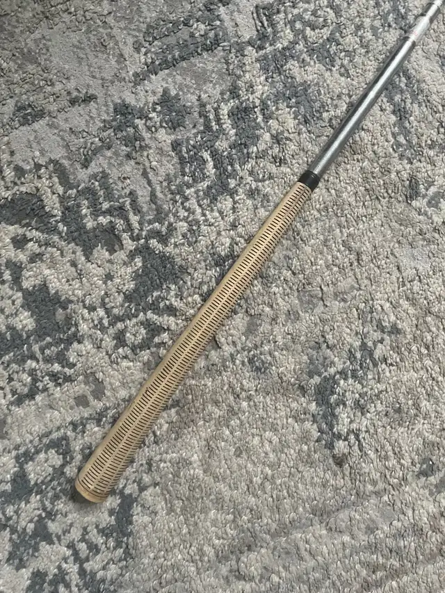 Ben Hogan Adult Right Handed 2 Iron Golf Club in Golf in Guelph - Image 3