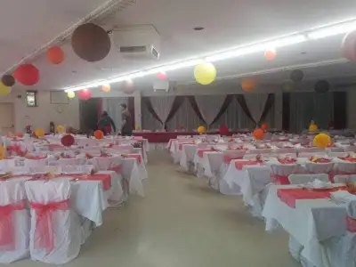 -Flower balls are $5 each -Bag of extra flowers $20 -Flower petals $20 - Cranberry rings are $0.50 e...