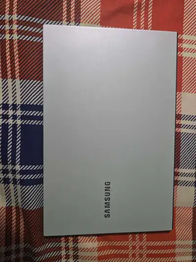 Samsung Galaxy Ion Laptop, View more