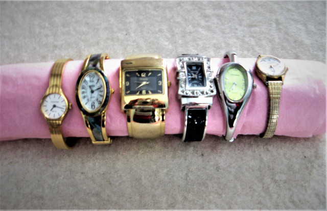 Montres et bracelets divers de qualité toute saison dans Bijoux et montres  à Ville de Québec - Image 4