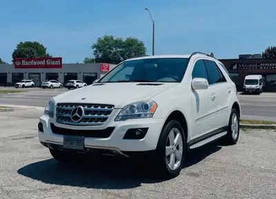 2010 Mercedes ML 350 4MATIC. One owner. No accidents! 2010 Mercedes ML350 4MATIC 3.5 L V6 engine All...