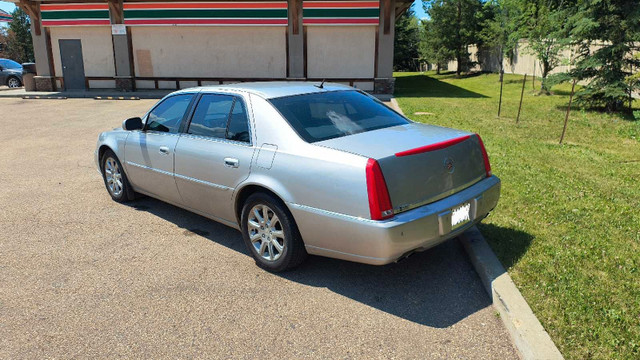 2008 Cadillac DTS  in Cars & Trucks in Edmonton - Image 2