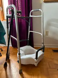 Walker + toilet seat DRIVE Medical foldable walker plus seat