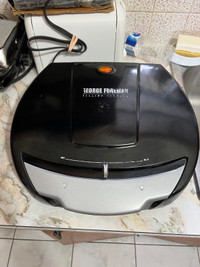 George Foreman grill like new 