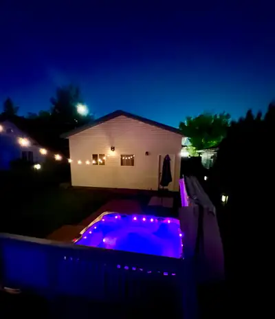 Fully Furnished/Unfurnished Luxurious and upgraded 5 Bedroom, 3.5 Bathroom, Central AC, oversized he...