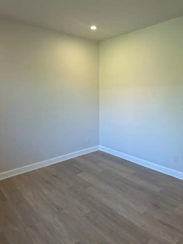  Bright spacious 1,800 sqft completely renovated 7 1/2 in Verdun in Long Term Rentals in City of Montréal - Image 5