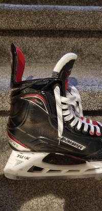Men's Bauer Vapor X600 hockey skates- Size 11