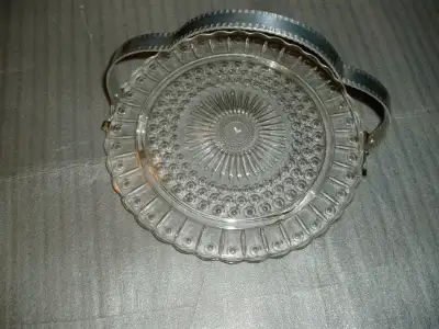 Assiette de service ancienne, View more