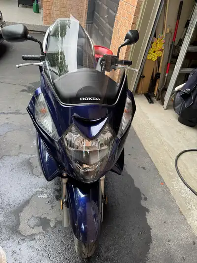 Great bike. 20,872km. Fast, comfortable, two up riding. Storage under seat. 600cc. Low kms, just not...