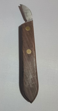 Moor chip carving knife.