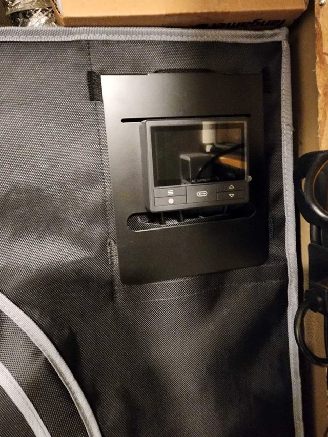 AC Infinity Cloudlab 642 Indoor Grow Tent 2x4x6 in Hobbies & Crafts in Edmonton - Image 2