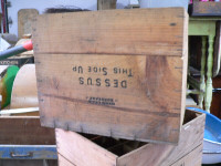 plusieurs caisse de bois antique a différent prix