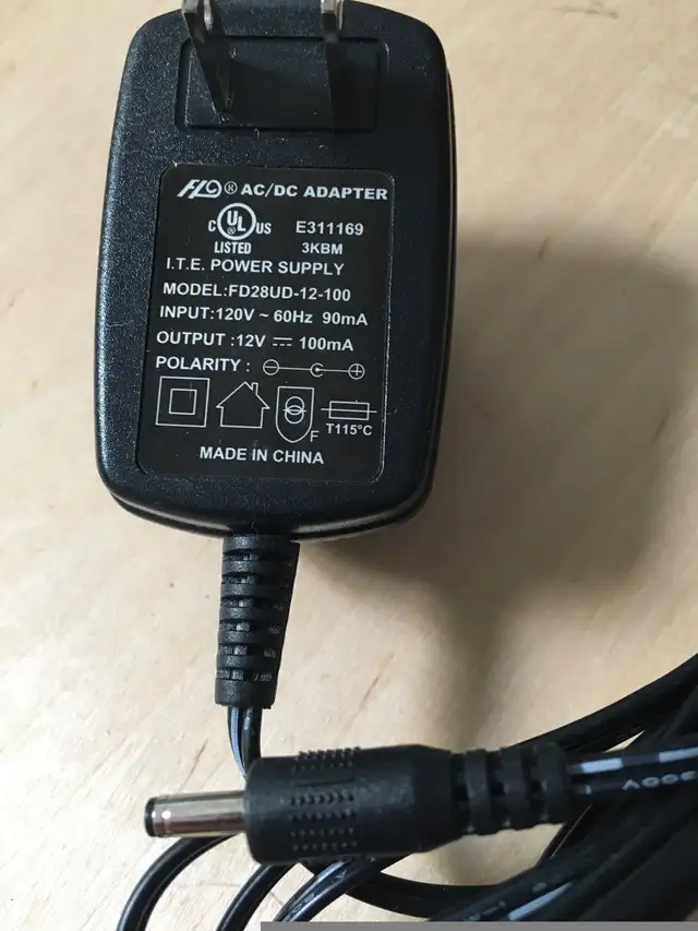 power supply in Home Phones & Answering Machines in City of Montréal - Image 7