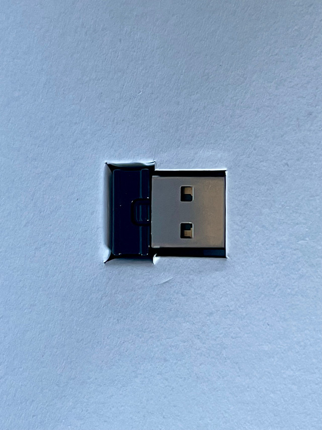 Mini USB Bluetooth 4.0 Adapter - Wireless Dongle in General Electronics in Bedford - Image 3