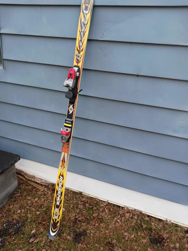 Rossignol downhill skis Mountain Viper 9.9 72" in Ski in City of Toronto