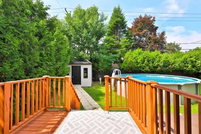 Maison à vendre à Blainville – 6 chambres – Garage double 1.1 M — photo 2